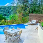 Tatil Evi House